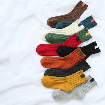 2019 Yeni Varış Düz Renk Sonbahar Sıcak Kadın Çorap Çizgili Çorap 1 Pairs Sevimli Tasarım Pamuk Kadın Çorap komik çoraplar