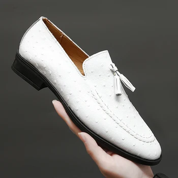 Erkek ayakkabısı Lüks Tasarımcı Püskül Loafer'lar Deri Rahat Sürüş Oxfords Ayakkabı Adam Moccasins İtalyan Düğün Ayakkabı Erkekler İçin Daireler