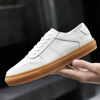 Erkekler rahat ayakkabılar Lüks Marka Moda Basit Beyaz Ayakkabı Erkekler İnek Deri Nefes Yumuşak Yürüyüş Ayakkabısı