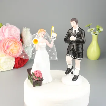 Futbol Ponpon Çiftler Bebek Topper Düğün sevgililer Günü Kek Dekorasyon Gelin ve Damat Reçine Kek Üst Tutucu 0