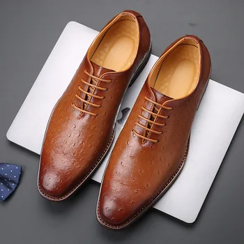 Lüks erkek Elbise Ayakkabı Klasik Brock Siyah Resmi Ayakkabı Deri Dantel-up Düğün Ayakkabı Erkekler için Tasarımcı Oxford Ayakkabı erkekler için