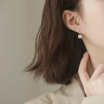 Lüks Kare Zirkon Damla Küpe Kore Moda Altın Renk Kaplama Parti Kristal Küpe Kadınlar için Zarif Takı 2023