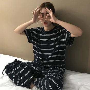 Pijama Setleri Kadın Kore Çizgili Baskılı Basit Gevşek Rahat Moda Tatlı Kadın Pijama Rahat nefes Kıyafeti Şık