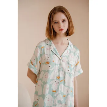 Sevimli ve Rahat Pijama Seti kadın Saten Uzun Pantolon Kısa Kollu Üst Dört Renk Ev Giyim Sevimli Tavşan Baskı Salonu