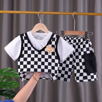 Yeni Yaz Bebek Erkek Giysileri Takım Elbise Çocuk Kız Rahat Pamuklu tişört Şort 2 adet / takım Toddler moda Giyim Çocuk Eşofman